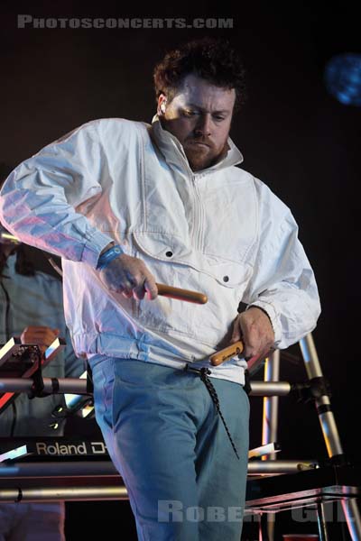 METRONOMY - 2019-08-17 - SAINT MALO - Fort de St Pere - 